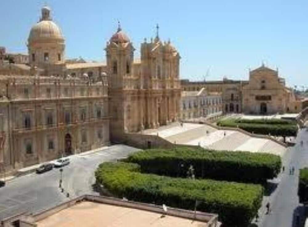 Casa Paolo In Val Di Noto Βίλα Calabernardo Εξωτερικό φωτογραφία